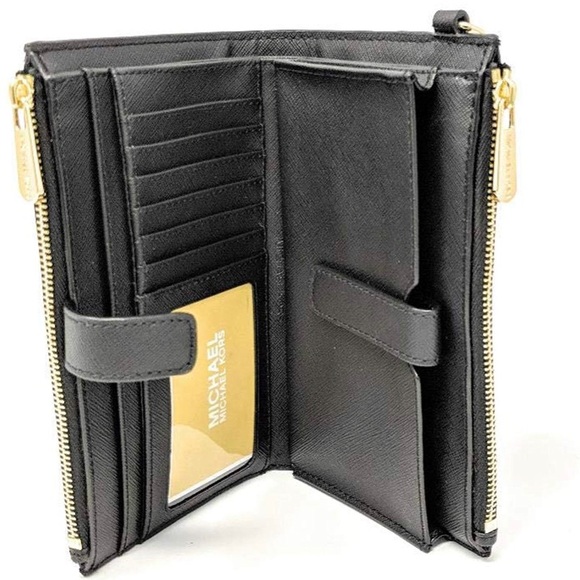 💕🛍 NWT MICHAEL KORS WRISTLET - Picture 4 of 8